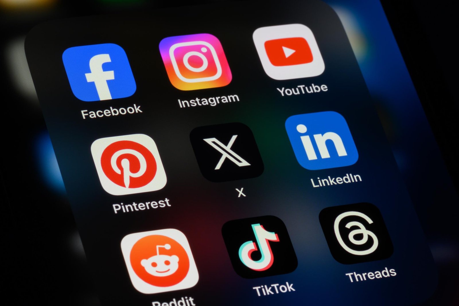 Harnessing Social Media⁤ to⁢ Amplify Regional Voices